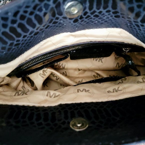 Michael Kors Hamilton Satchel Python Black and Gold Lock and Key - Picture 5 of 16